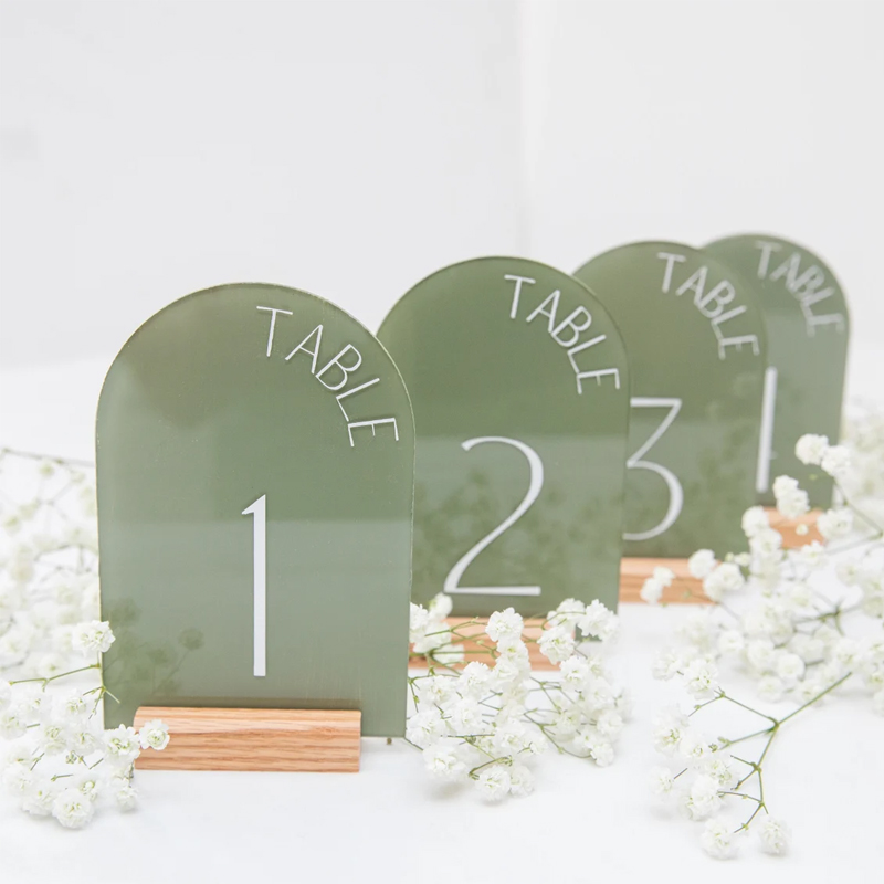 Table Number Gold - Spersonalizowane malowane akrylowe numery stolików weselnych